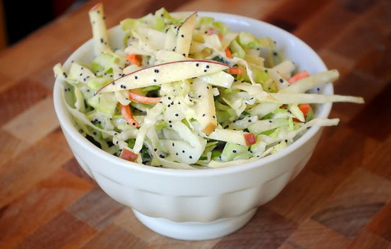 Салат из капусты с яблоком – витаминная подзарядка! Рецепты салатов из капусты с яблоками для будней и разгрузочных дней