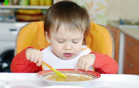 Можно ли ребенку гороховый суп и с какого возраста он разрешён. Как варить гороховый суп для малышей правильно: рецепты и секреты