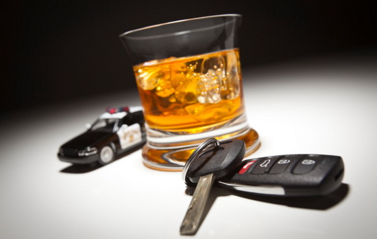 Через сколько можно садиться за руль после употребления алкоголя? Как правильно рассчитать дозу и время, когда можно садиться за руль