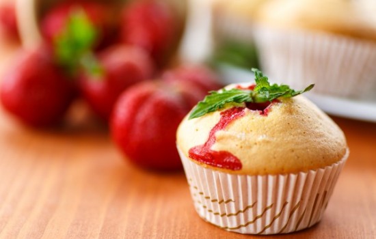 Кекс с клубникой – восхитительное ягодное лакомство. Рецепты ароматного кекса с клубникой для душевного летнего чаепития