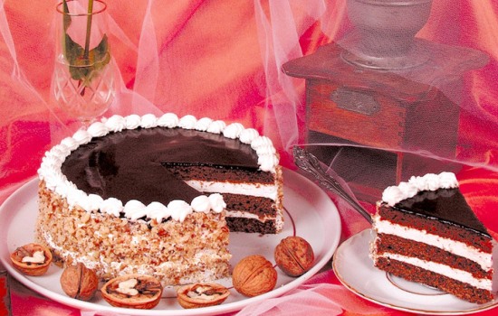 О тортах с грецкими орехами - только правду! Профессиональные секреты приготовления тортов с грецкими орехами и черносливом