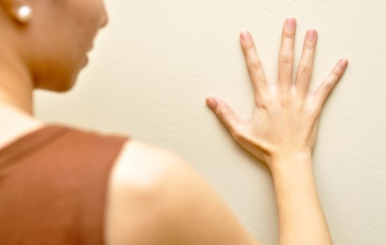 Почему трясутся руки — возможные причины. Узнайте, почему дрожат руки и как от этого избавиться