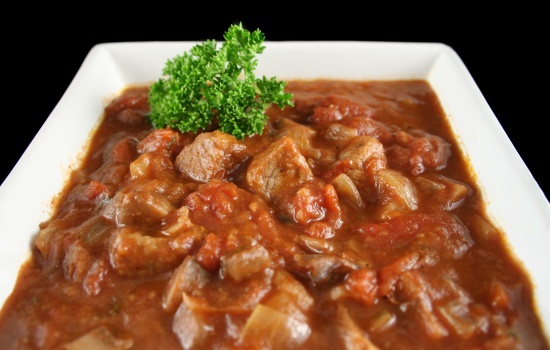 Гуляш из говядины в мультиварке – густой суп или мясо с подливой? Лучшие рецепты гуляша из говядины в мультиваке с томатами, сметаной