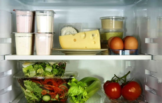Как сохранить сыр: общие сведения о сортах и условиях хранения. Как дольше сохранить сыр в холодильнике: советы и рекомендации