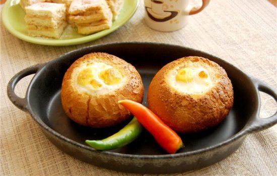 Яичница в хлебе – если простая надоела! Рецепты оригинальной яичницы в хлебе с сыром, колбасой, помидорами