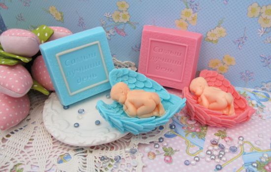 Можно ли мыть новорожденного мылом, как выбрать мыло? Как правильно мыть новорожденного и каким мылом пользоваться