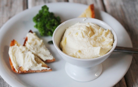 Сыр «Филадельфия» в домашних условиях: экономьте и наслаждайтесь. Рецепты на каждый день с сыром «Филадельфия» в домашних условиях – изысканная простота!