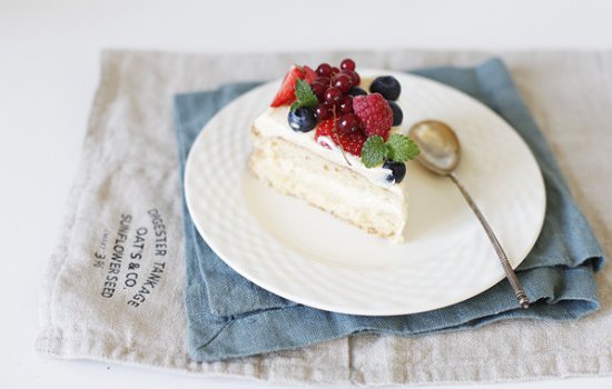 Бисквитный торт с заварным кремом – классика кондитерского искусства. Лучшие рецепты бисквитного торта с заварным кремом