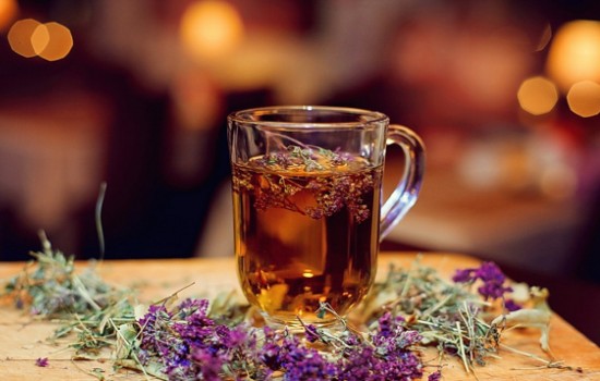 Чай с чабрецом: польза ароматного напитка, лучшие рецепты его приготовления. Чай с чабрецом: вред, важные противопоказания