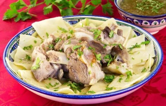 Бешбармак из свинины – рецепты вкусного блюда тюркоязычных народов. Как правильно приготовить бешбармак из свинины?