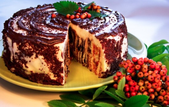 Торт «Трухлявый пень»: пошаговые рецепты. Как приготовить вкусный торт «Трухлявый пень» на кефире, сметане с различными кремами