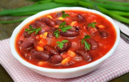 Как консервировать фасоль в томатном соусе: советы для домашней кухни. Консервируем фасоль в томатном соусе: летние заготовки для любых блюд