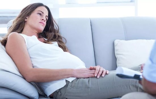 Вздутие живота при беременности – симптомы и осложнения. Как лечить вздутие живота при беременности: советы врача