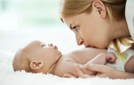 Гемолитическая болезнь у новорождённых: причины. Как выявить и лечить гемолитическую болезнь у новорождённых