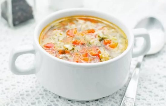 Суп с рисом – пошаговые рецепты сытного блюда. Готовим супы с рисом пошагово на курятине, мясе, морепродуктах