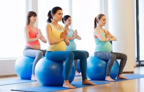 Готовимся к родам с помощью гимнастики для беременных. Какая гимнастика полезна беременной женщине (видео)