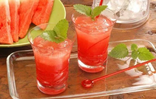 Коктейли из арбуза – освежающие напитки для вечеринки и отдыха. Рецепты безалкогольных и алкогольных коктейлей из арбуза