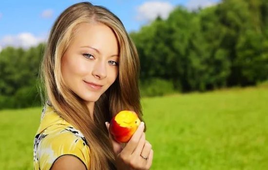 Нектарины: польза фрукта для женщин. Как правильно употреблять плоды, чтобы не нанести вред организму?