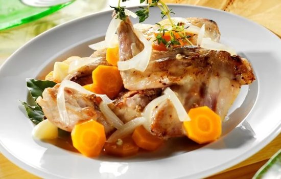 Фрикасе из кролика – нежное мясо под ароматным соусом. Лучшие рецепты фрикасе из кролика со сливками, сметаной, молоком