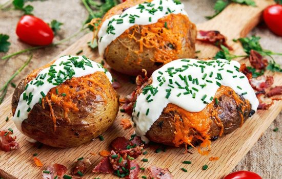 Что приготовить быстро из картофеля? Простые и быстрые рецепты на каждый день: готовим вкусную картошку