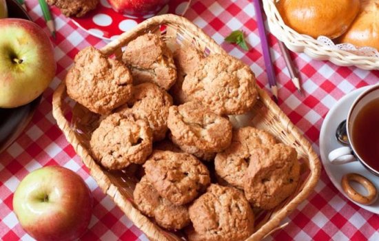 Овсяное печенье с яблоками — вкусно и полезно. Секреты и хитрости: как приготовить десерт из детства — овсяное печенье с яблоками