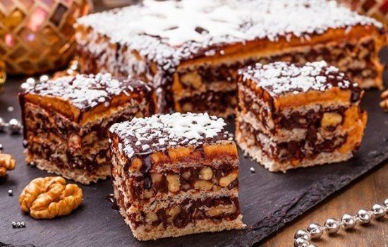 Королевский торт без муки – шикарный десерт! Простые рецепты королевского торта без муки с крахмалом, орехами, сухарями