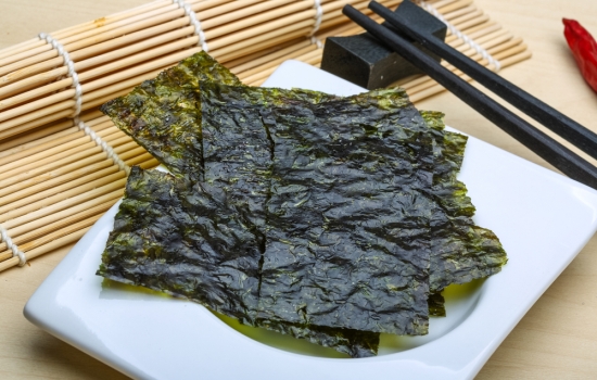 Что можно рассказать о пользе нори, удивительной водоросли для суши и не только. Что значит нори для современной кухни