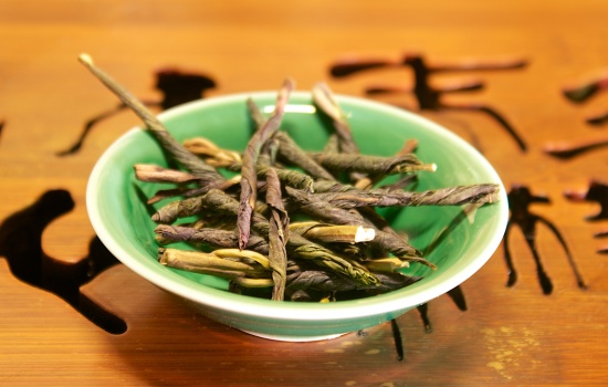 Кудин — польза травяного чая с редким вкусом. Как правильно готовить и употреблять кудин