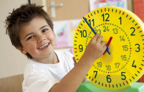 Как научить ребенка времени? Лайфхаки, помогающие научить ребенка ориентироваться по часам